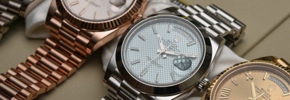Hands On Elegant Jewelry Rolex Day Date Replica Timepiece
